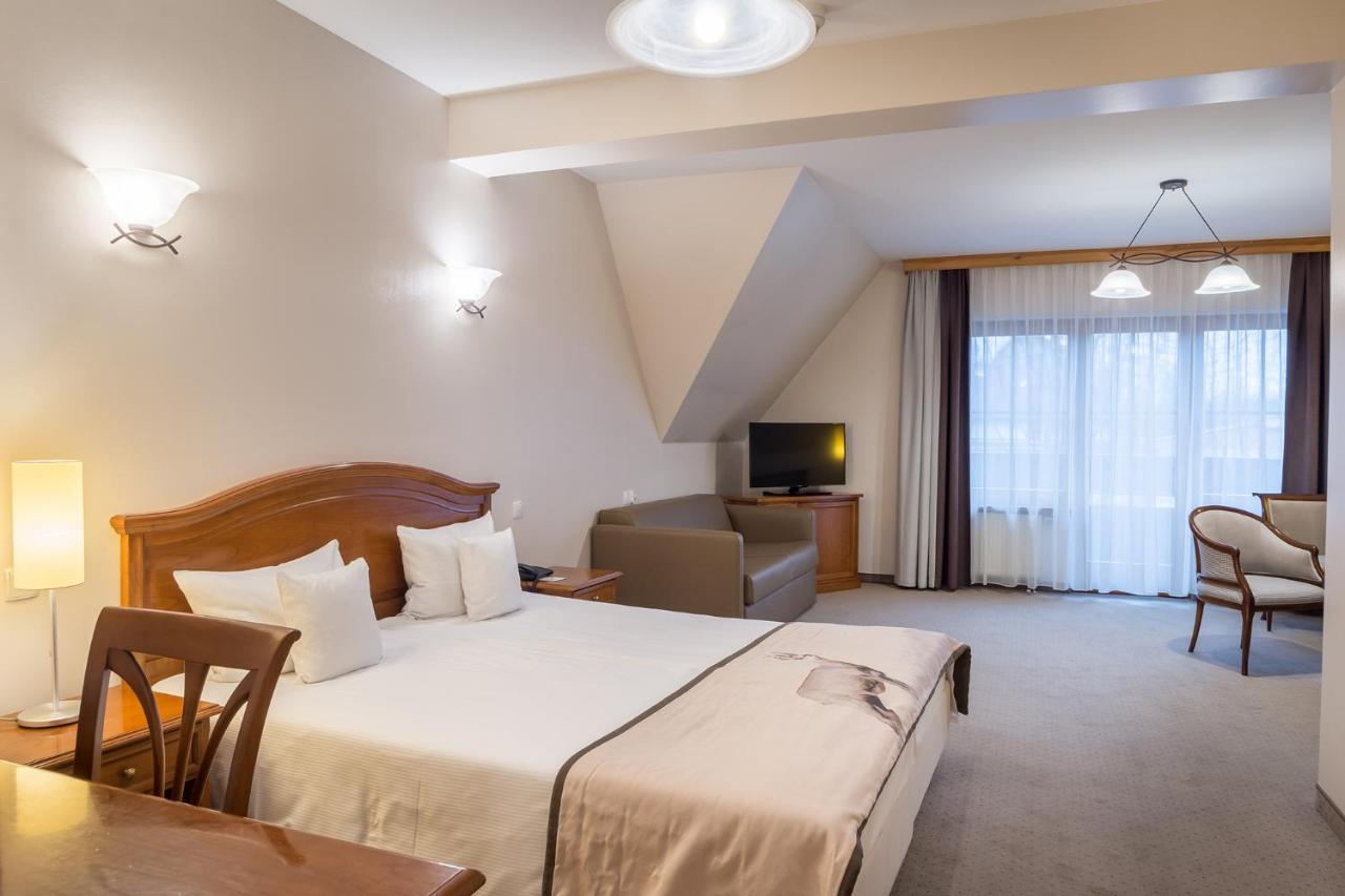 Hotel Nosalowy Dwor Zakopane Exteriör bild